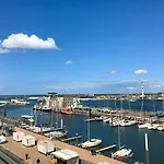 Cousteau - Terras, Zeezicht, Marina Apartment