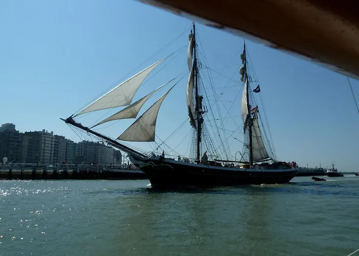 Cousteau - Terras, Zeezicht, Marina *